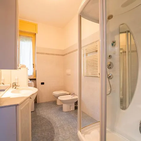 Spring By Wonderful Italy كومو