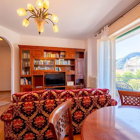 Spring By Wonderful Italy * كومو